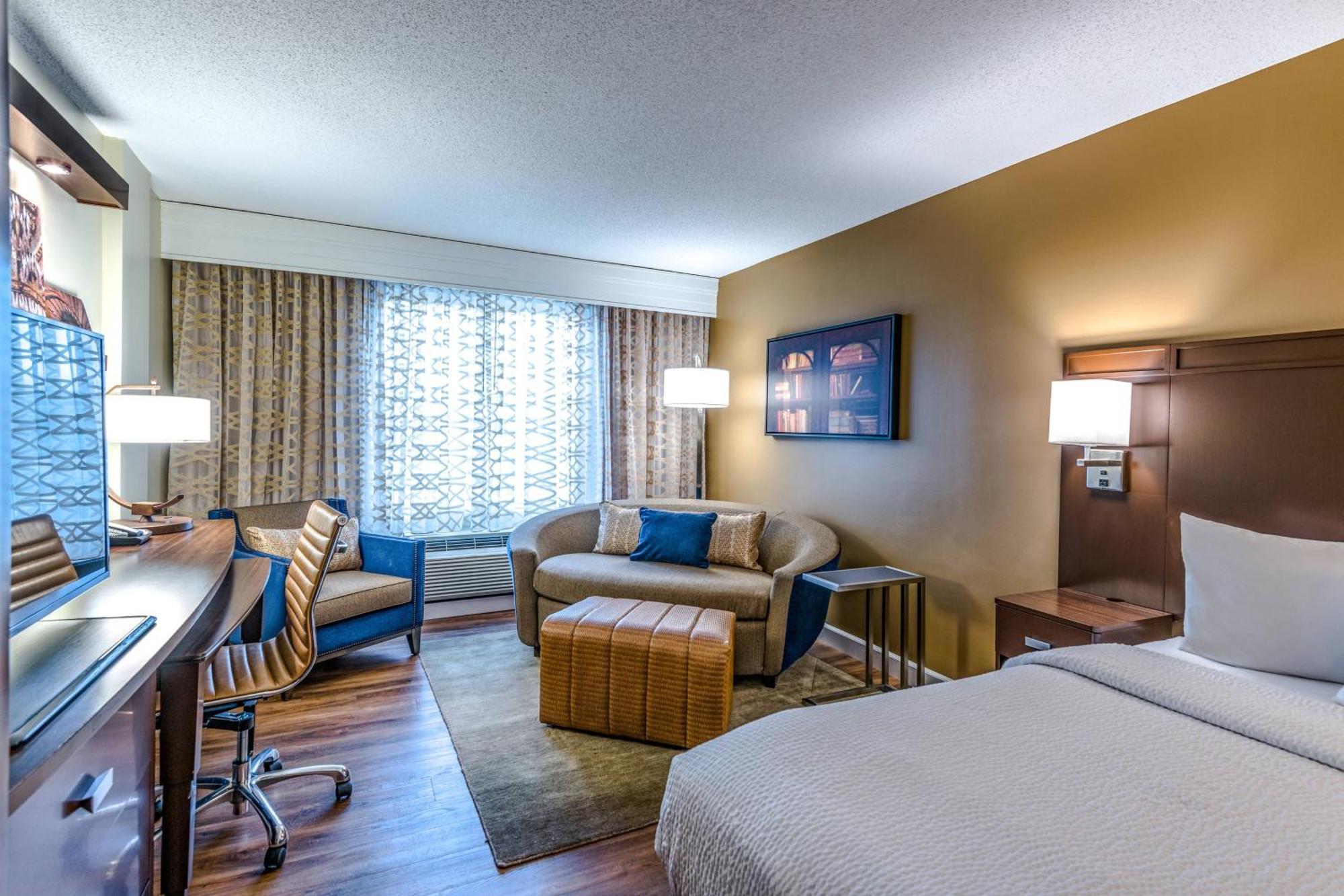 Courtyard By Marriott Charleston Historic District Hotel Exterior foto