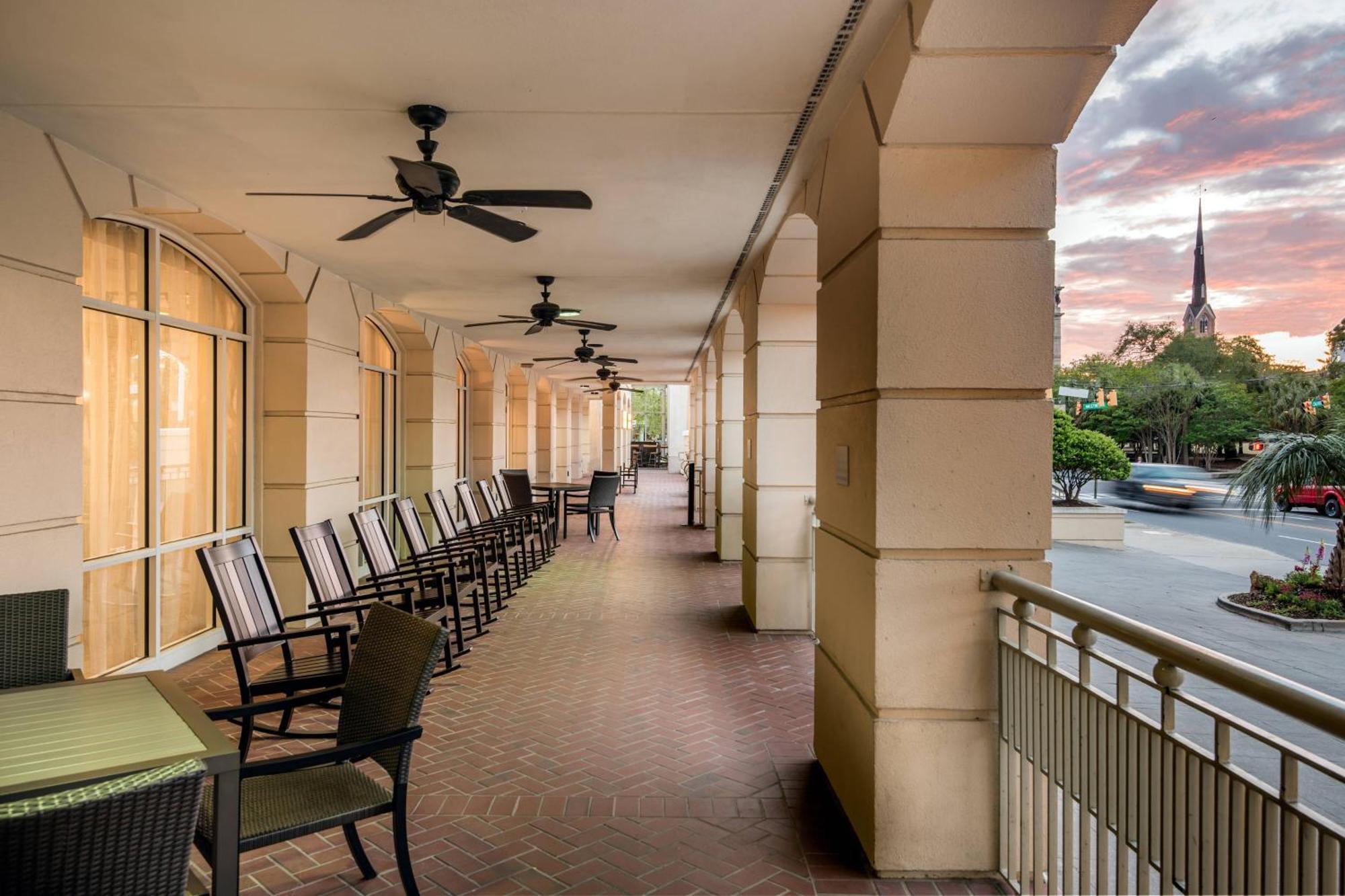 Courtyard By Marriott Charleston Historic District Hotel Exterior foto
