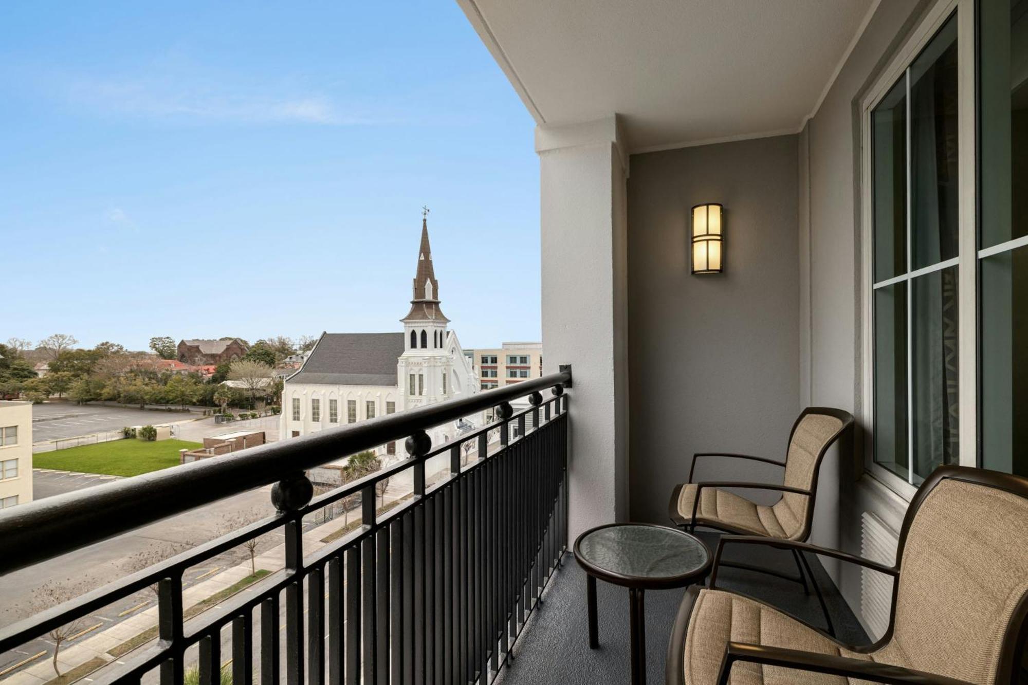 Courtyard By Marriott Charleston Historic District Hotel Exterior foto