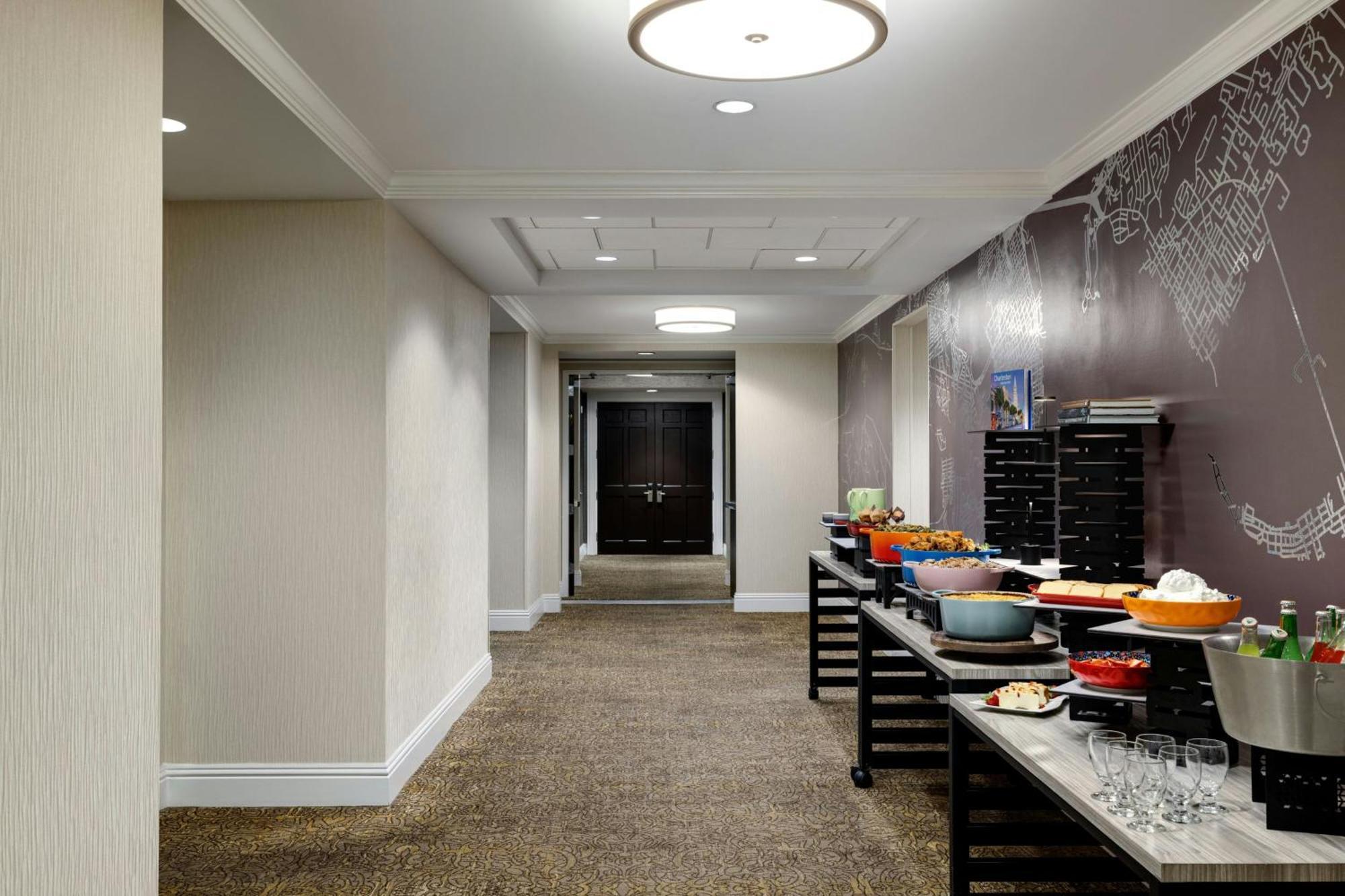 Courtyard By Marriott Charleston Historic District Hotel Exterior foto