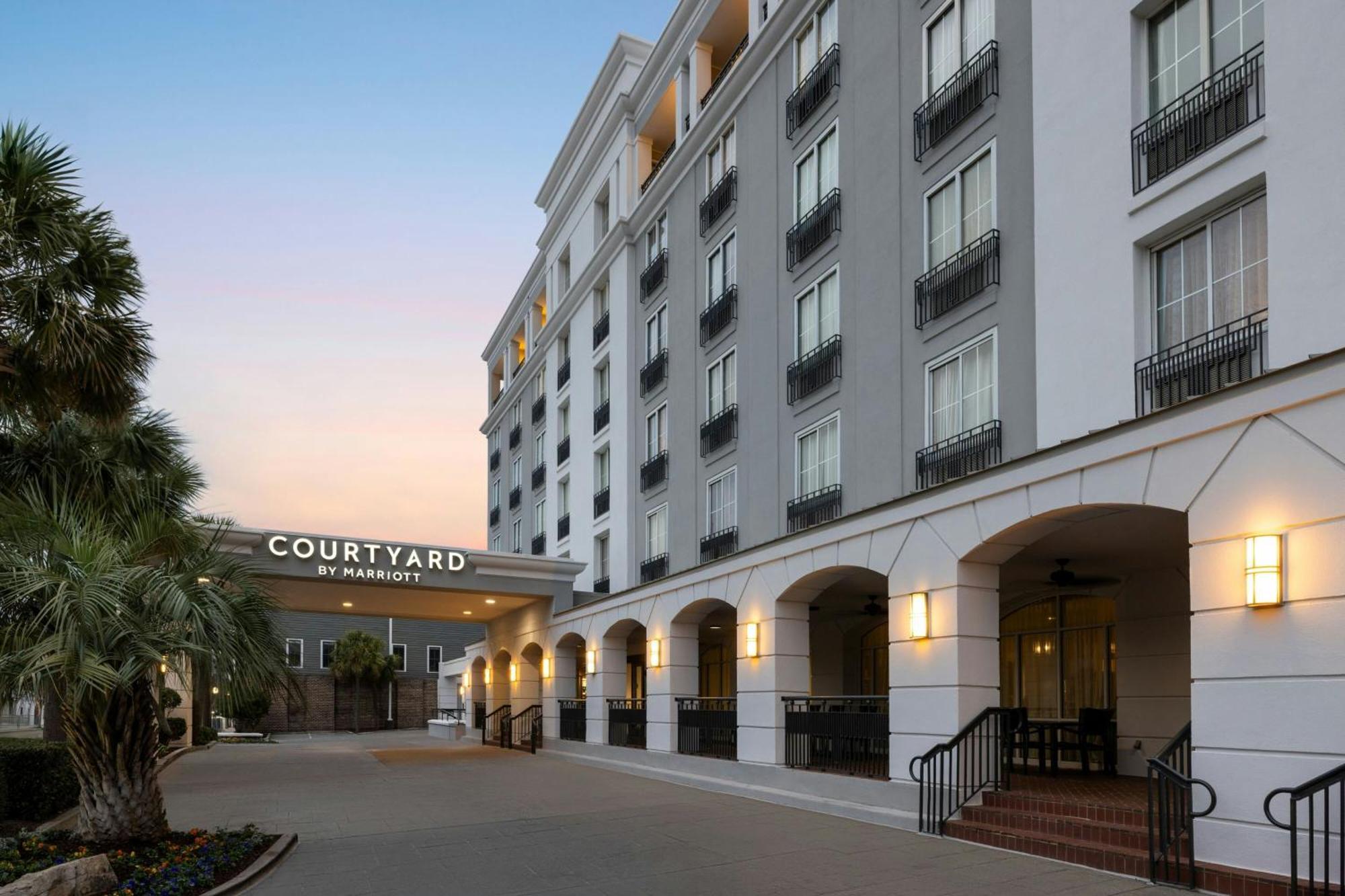 Courtyard By Marriott Charleston Historic District Hotel Exterior foto