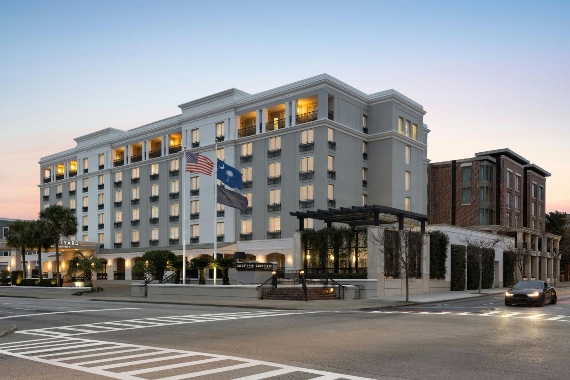 Courtyard By Marriott Charleston Historic District Hotel Exterior foto
