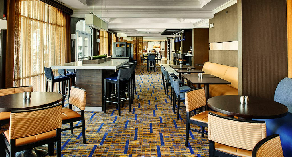 Courtyard By Marriott Charleston Historic District Hotel Exterior foto